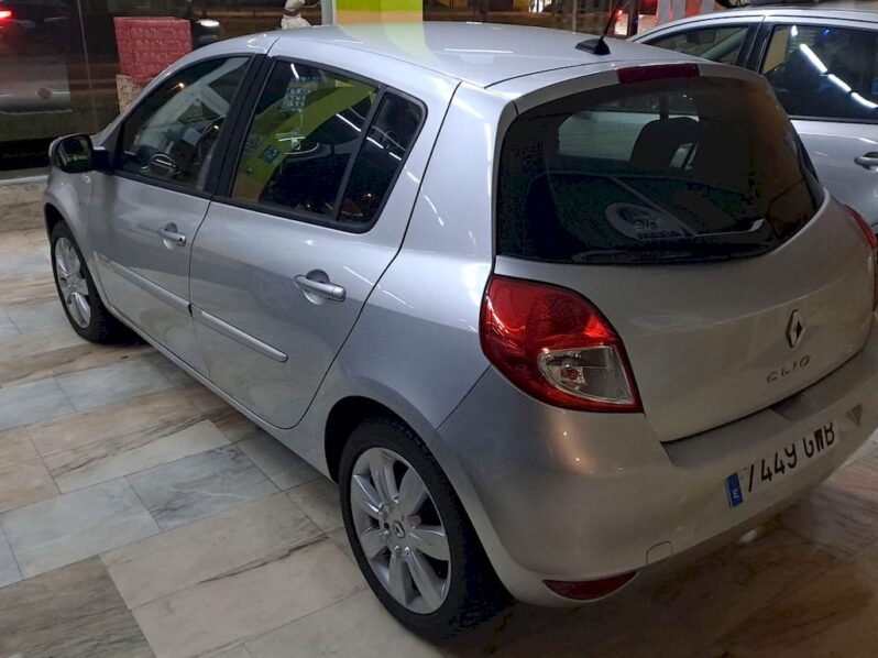 RENAULT CLIO 1.5DCI TOMTOM edition full