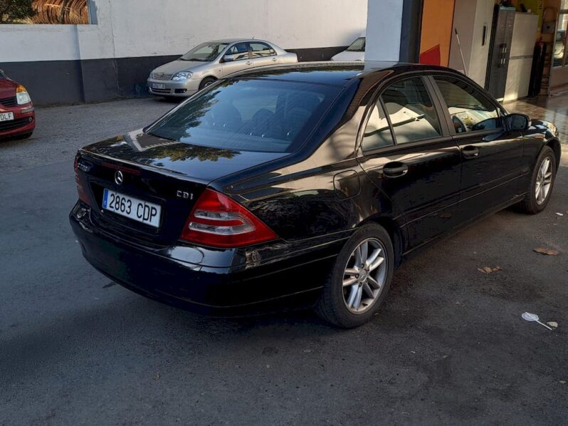 MERCEDES C220CDI CLASSIC full