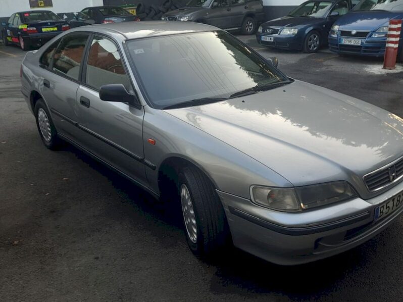 HONDA ACCORD 1.8i full