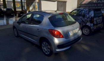 PEUGEOT 207 1.4I full