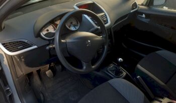 PEUGEOT 207 1.4I full