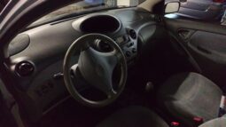 TOYOTA YARIS 1.0i 70CV lleno