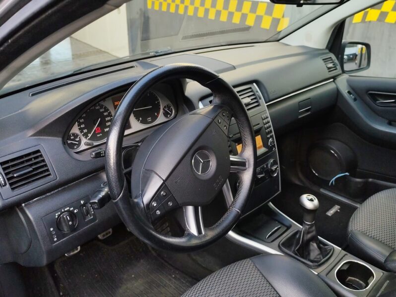 MERCEDES B180CDI ELEGANCE 110CV lleno