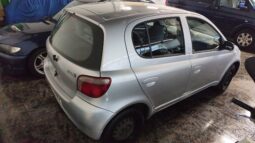 TOYOTA YARIS 1.0i 70CV lleno