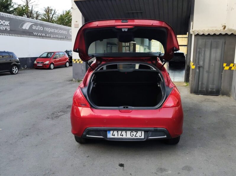 PEUGEOT 308 1.6HDI BUSINESS 90CV lleno