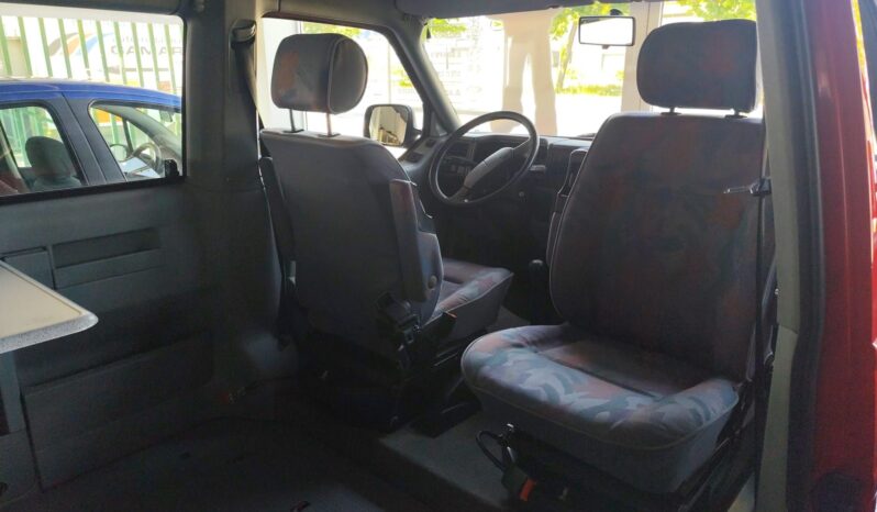 VOLKSWAGEN TRANSPORTER CARAVELLE 2.4D lleno